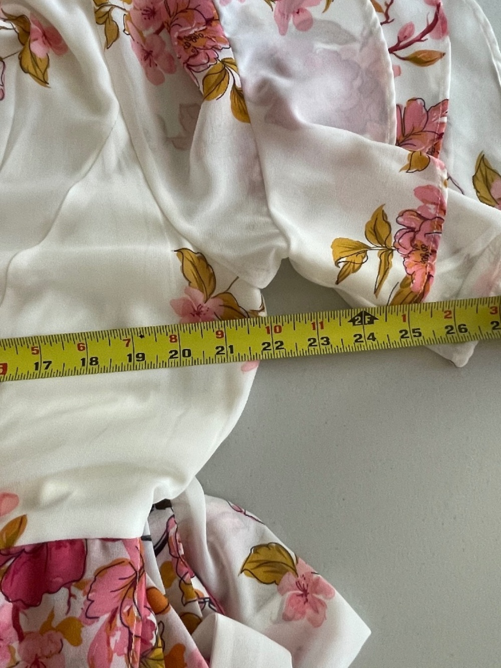 City Chic Floral Chiffon Flutter Sleeve Wrap Maxi-Dress in Pink & Cream, Size 16 - Picture 11 of 11